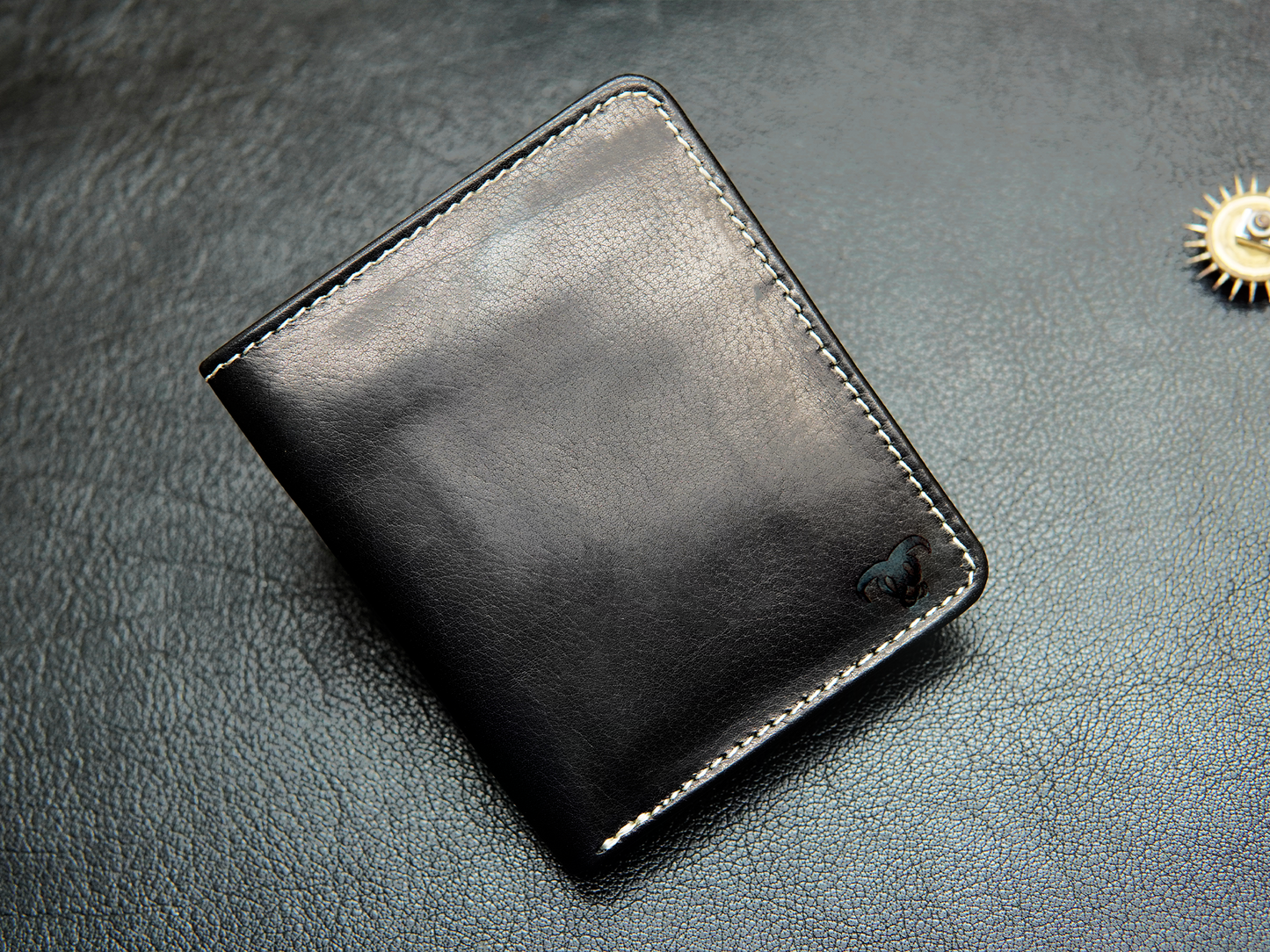 NoirStitch