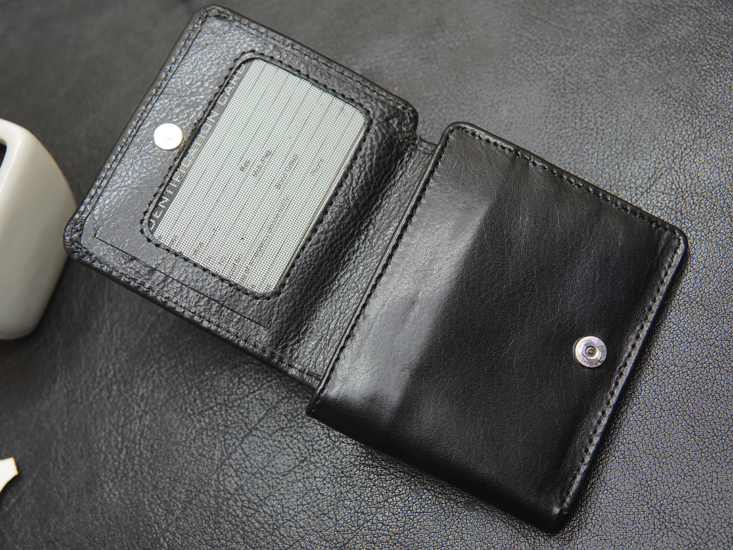 Bifold leather wallet
