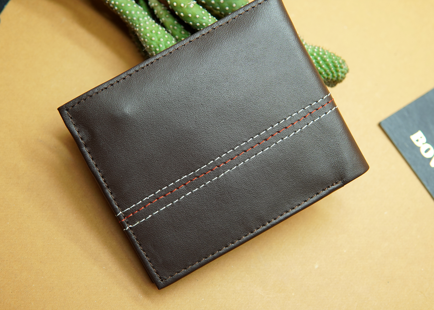 Slim and elegant wallet in Pakistan – perfect for daily use.