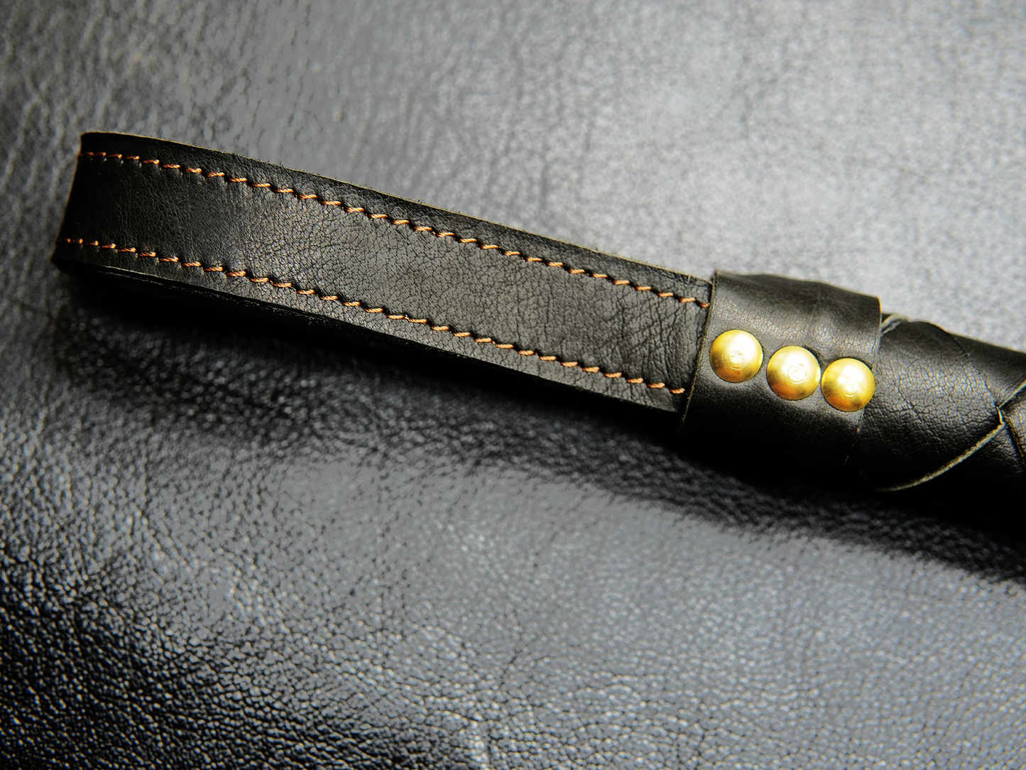 Close-up of braided leather handle for steady grip – Fits Flogger by Bovidas