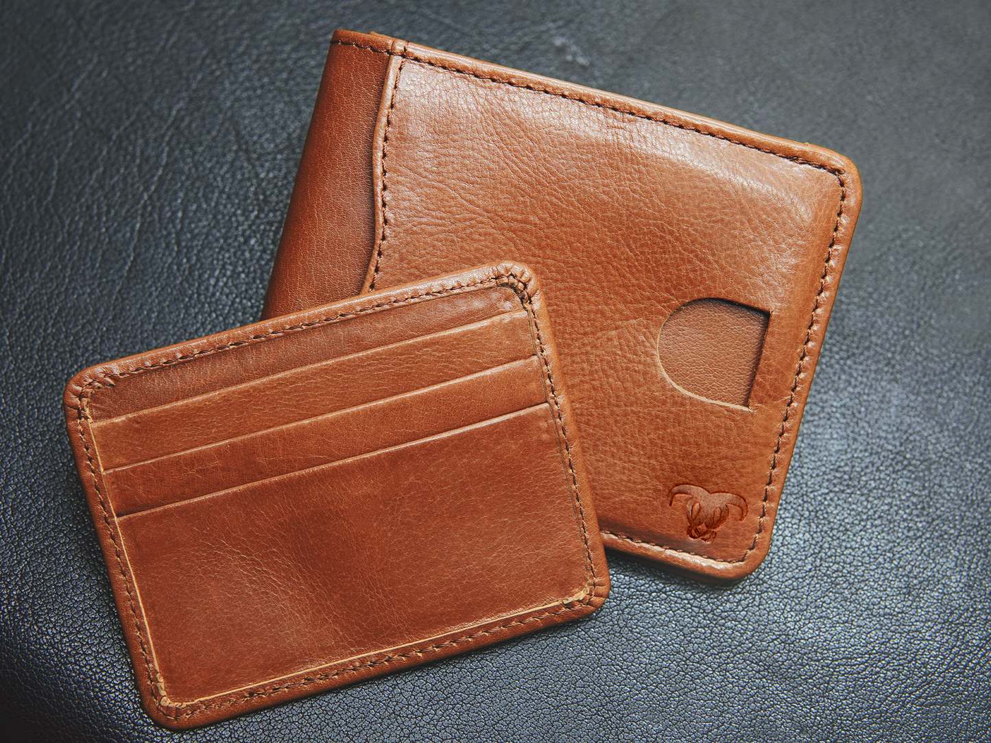 Removable mini card holder from FlexiFold wallet – 3 card slots and 1 photo ID window