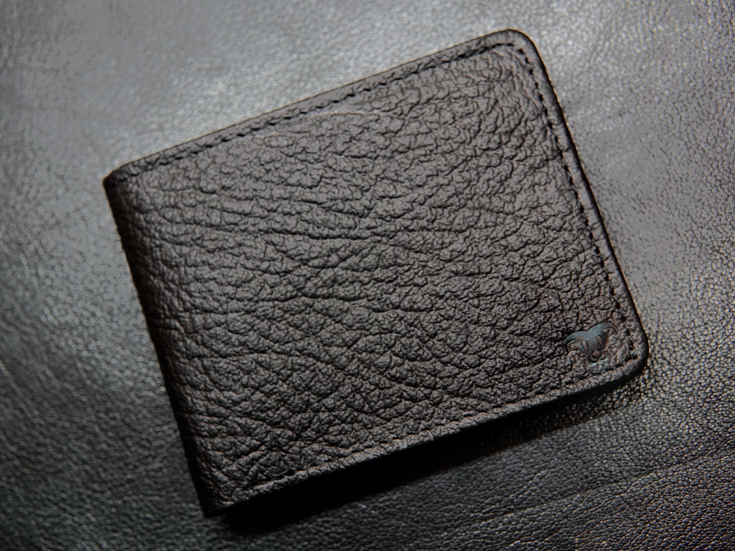 men’s bifold black leather wallet