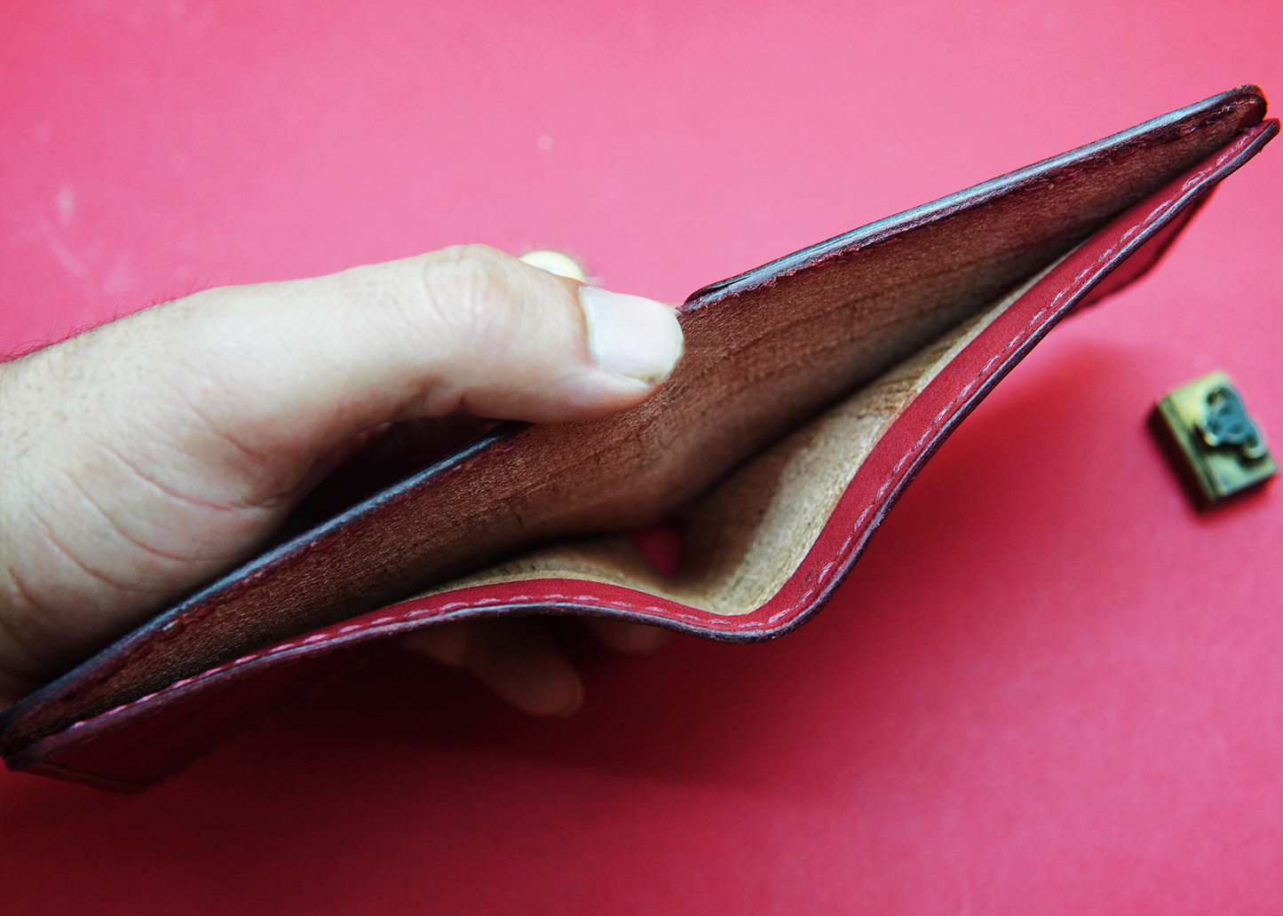 Stylish and functional men’s wallet with multiple card slots and cash storage.

