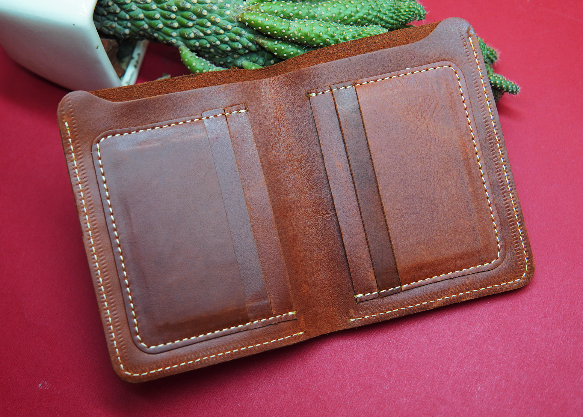  Men’s passport wallet with spacious compartments for cash and cards