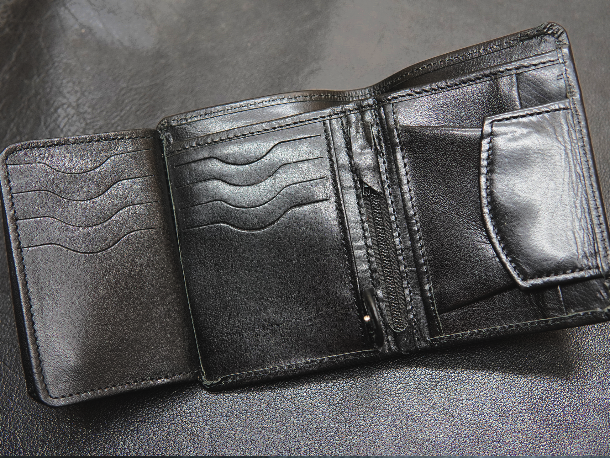 Premium black bifold leather wallet for men